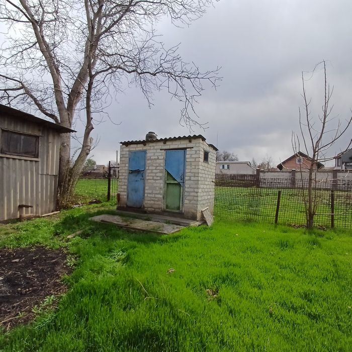 Будинок в центрі смт Софіївка