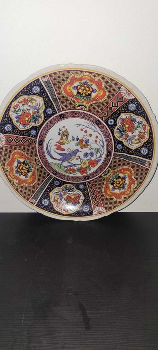 Prato Decorativo em Porcelana Japonesa – Estilo Imari (Marcado)