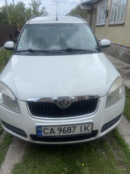 Skoda roomster  2008 1.4 диз