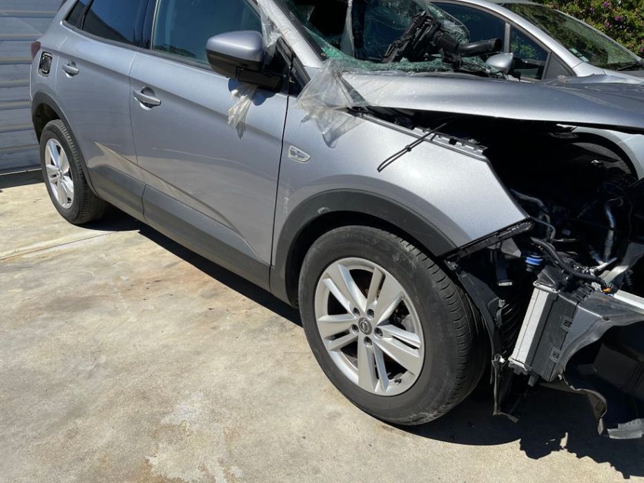 OPEL GRANDLAND X 1.2 130 CV DE 2020 PARA PEÇAS (MECANICA PEUGEOT 3008)
