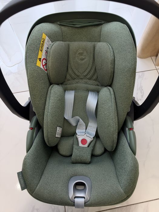 автокрісло Cybex cloud T+