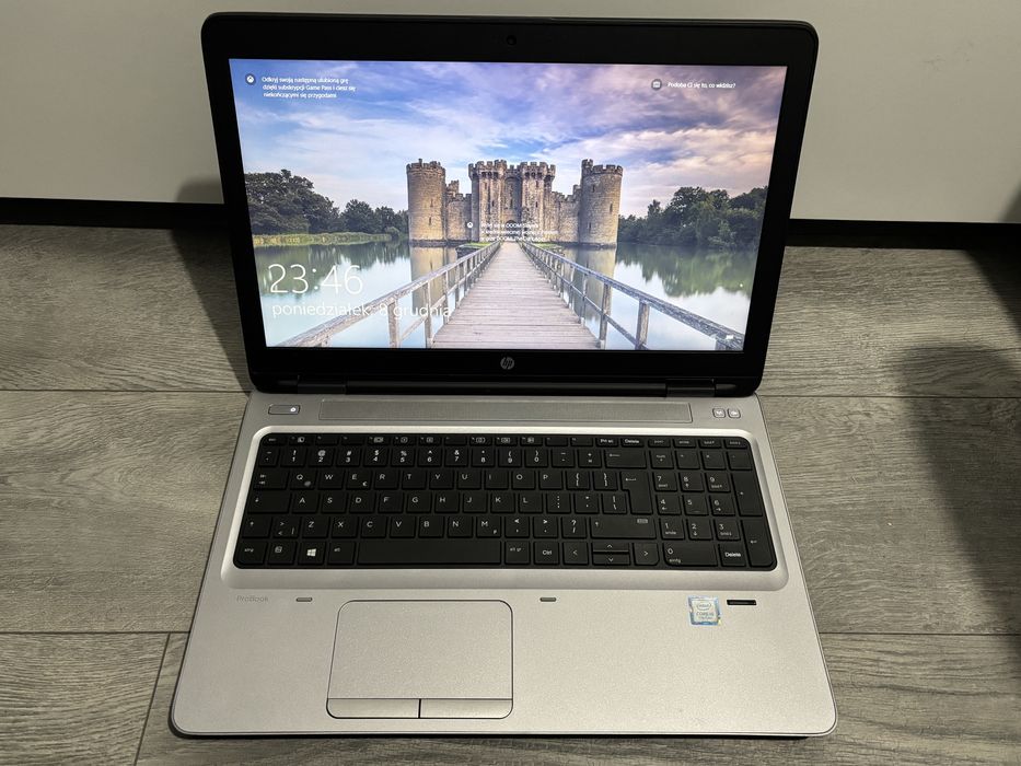 HP / 15.6” / 256Gb / 8Gb / i5