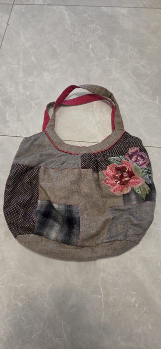 Duża torebka damska patchwork – kwiaty, szaro-różowa, materiałowa