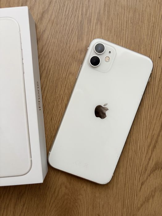 Продам Айфон iPhone 11 64 гб білий