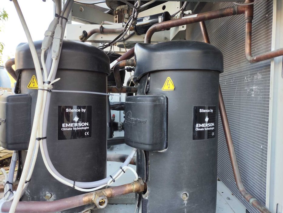 Chiller Agregat Wody Lodowej Carrier 59/82kW