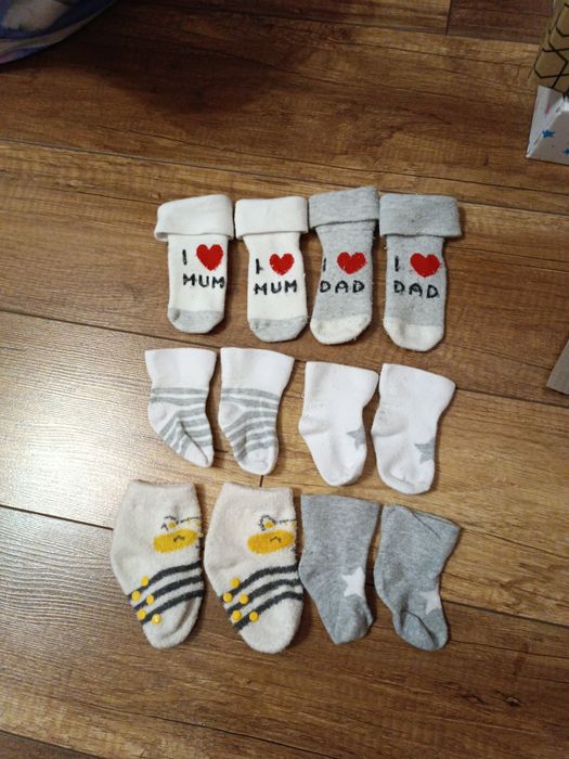 Białe skarpety H&M 0-6 mcy - 6 par