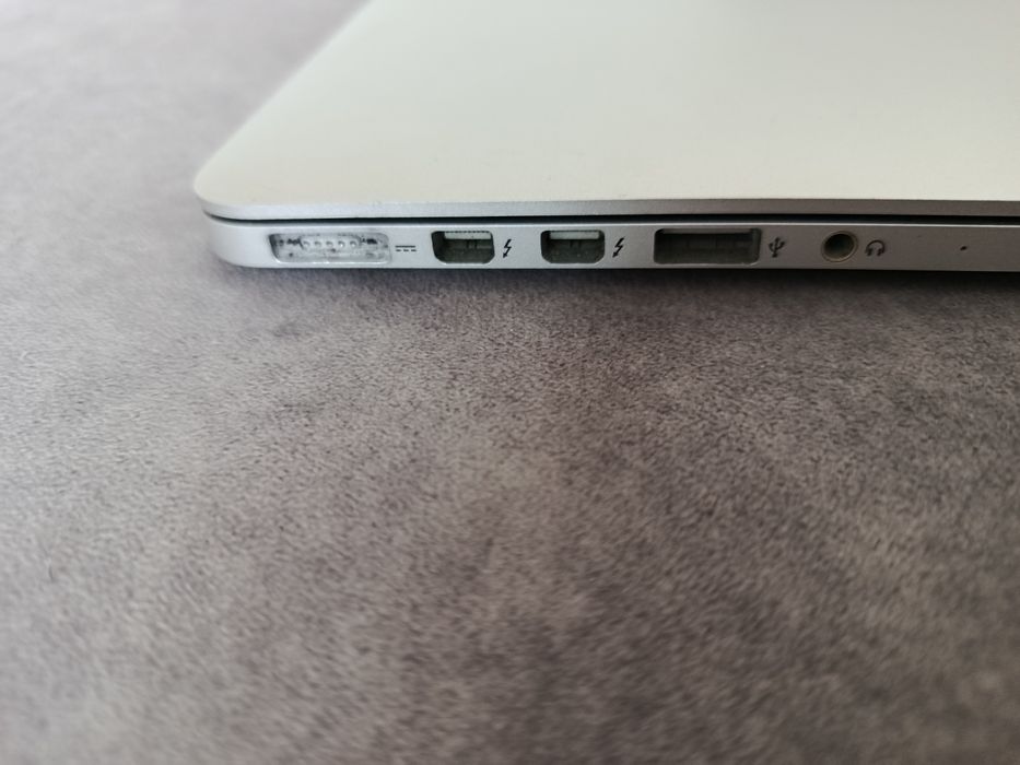 Apple MacBook Pro 13" Retina (Model A1502)