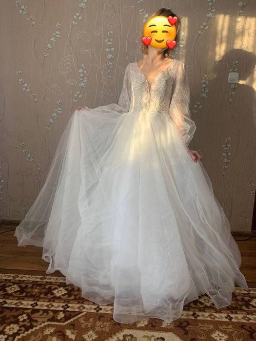 Весільні сукні. Стан нових