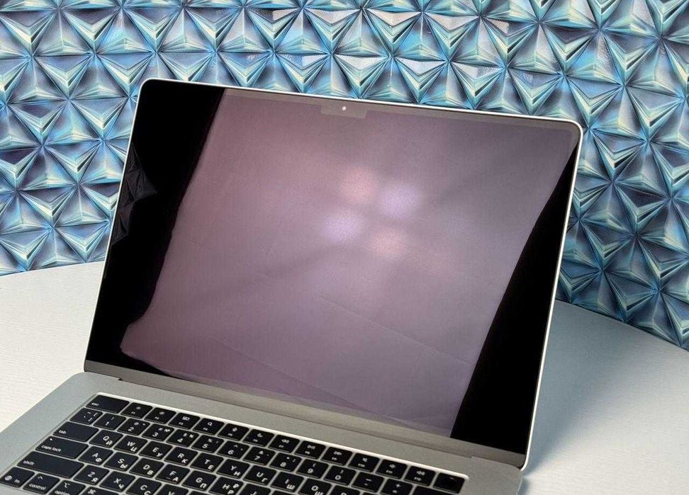 MacBook Air 15 2025 M4/16/512 Siver