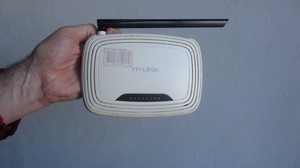 Роутер маршрутизатор TP-Link TL-WR740N без блока питания