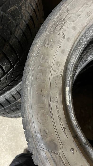 Комплект зимової гуми 215/60/17 Barum