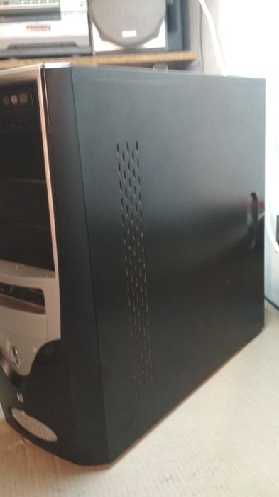 Komputer stacjonarny