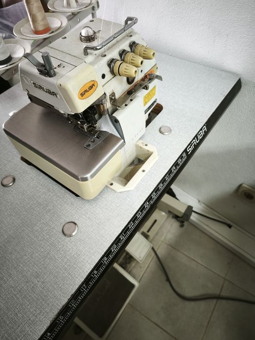 Lote de máquinas de costura
