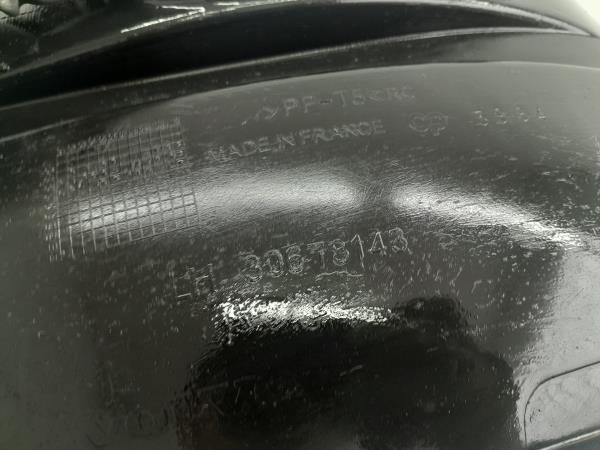 Cava roda frente esquerda VOLVO V50 (MW)