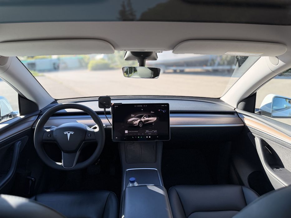 Tesla Model Y  RWD  - IVA Dedutivel