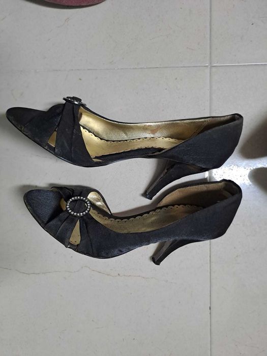 Vendo sapatos senhora 36