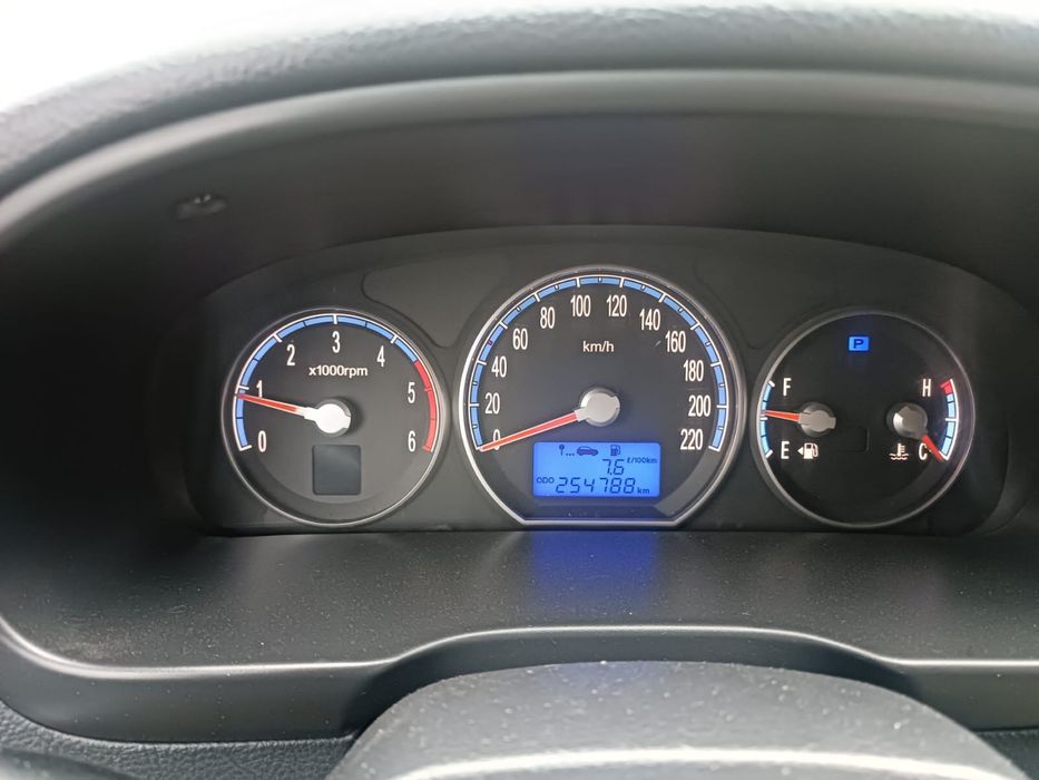 Продам хюндай санта фе 2.