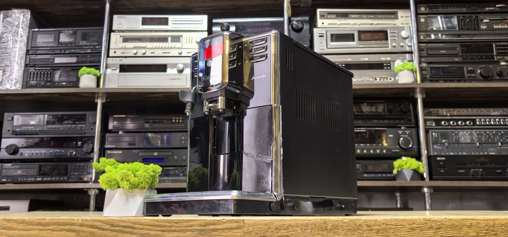 Кавова машина Saeco Incanto