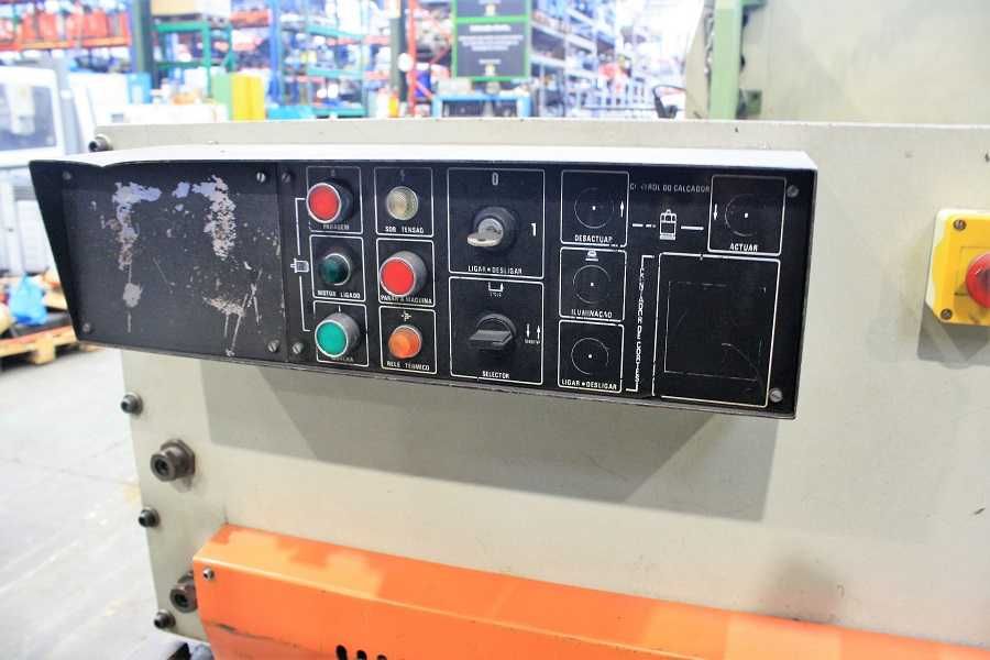 Mavipal | Guilhotina Hidráulica Guifil GH-430