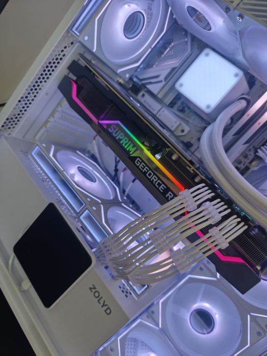 PC Gaming Topo de Gama Ryzen 9700X + RTX 3080 + 32GB DDR5 imaculado