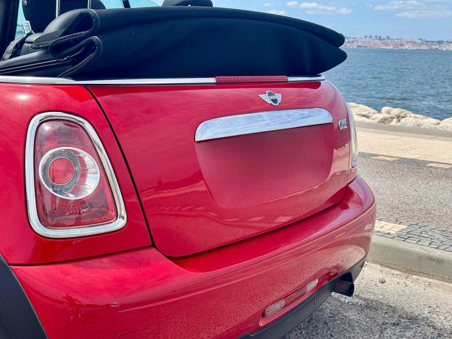 Mini Cabrio Vermelho — Capota NOVA (Santogal)  Excelente oportunidade