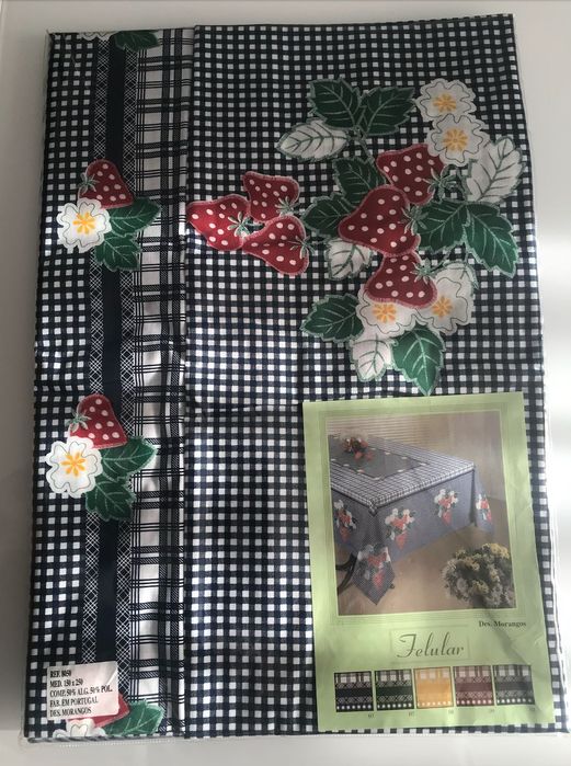 Toalha Morangos NOVA 150 x 250 Portugal