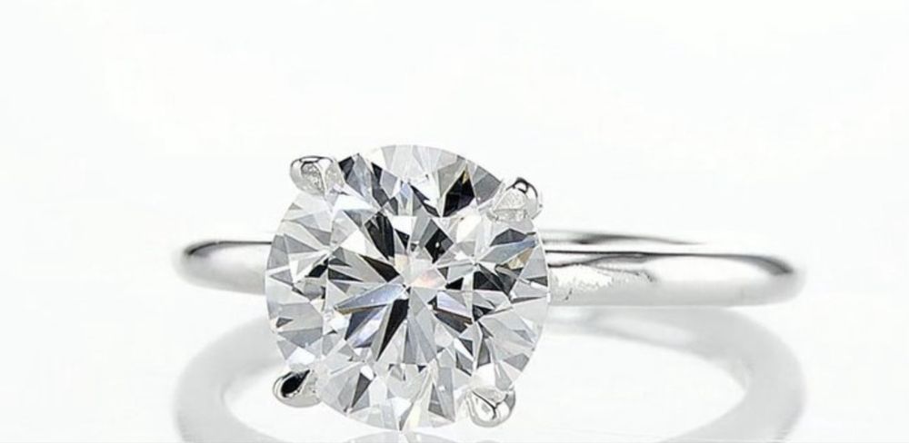 Anel de noivado ouro e diamante