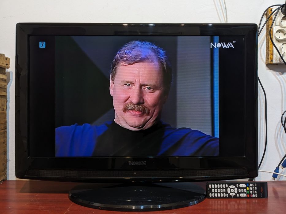 Telewizor Thomson 32 cale, HDready, 3 x HDMI, 2 x EURO 32HR3234 + pilot
