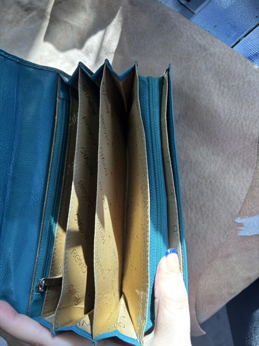 Portfel zielony Revio