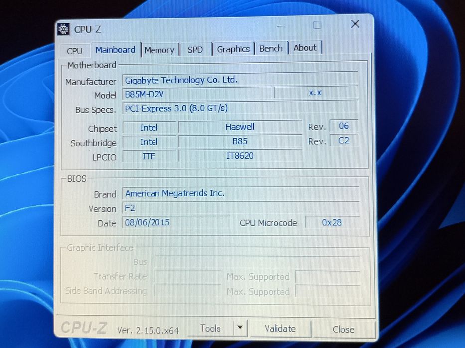 Материнська плата Gigabyte b85m-d2v