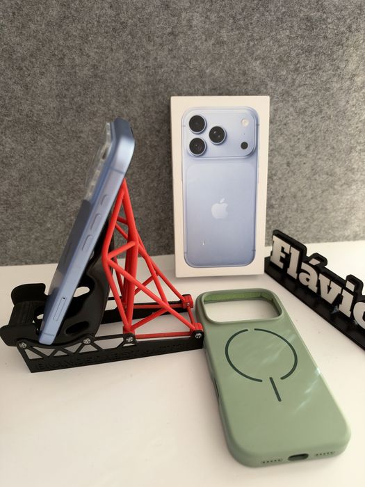 Troco/Vendo Iphone 18 Pro 512GB Glacier