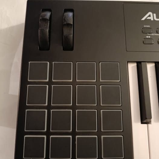 teclado midi vi49