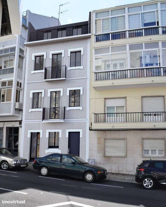 Prédio para Reconstrução com Licença paga