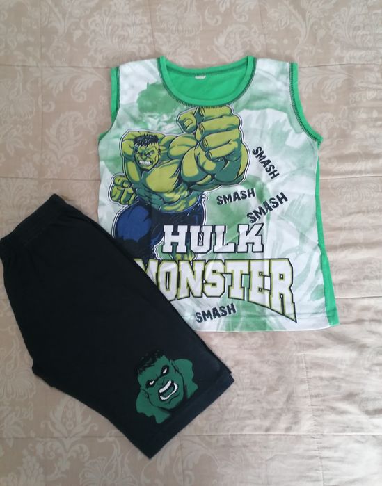 Conjunto t-shirt e calções 5-6A