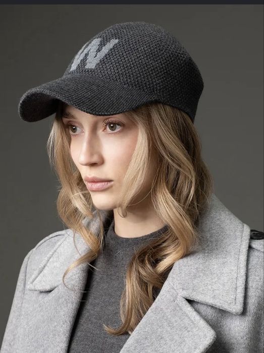 Кепка бейсболка max mara огригінал