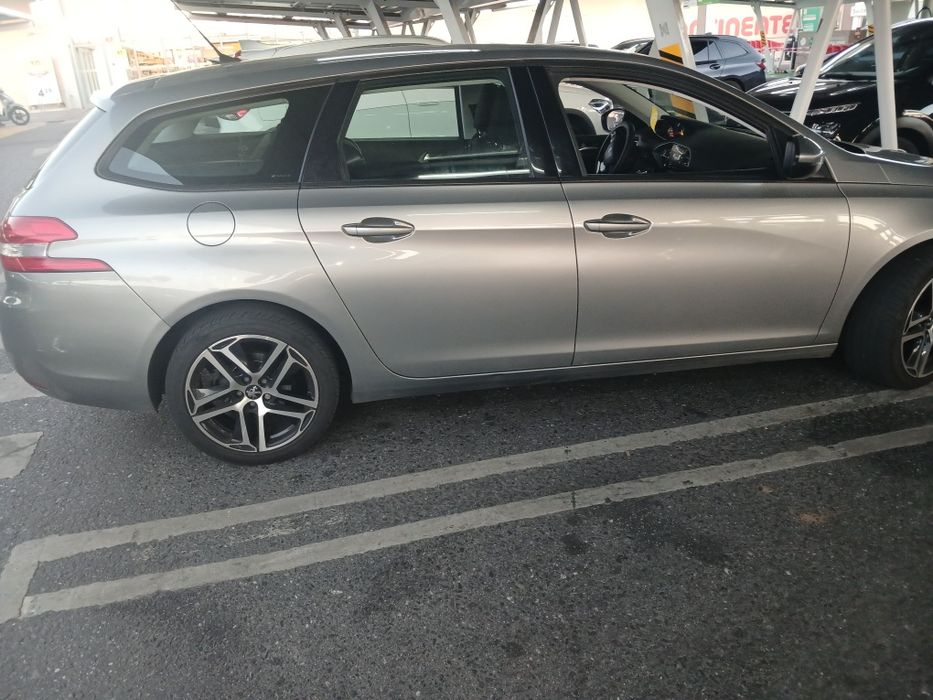 Peugueot 308 Blue