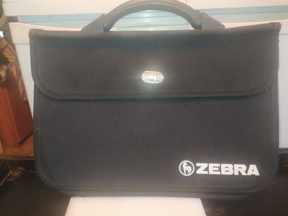 Сумка для планшета и раритет,запчасти от соковыжималокный планшет