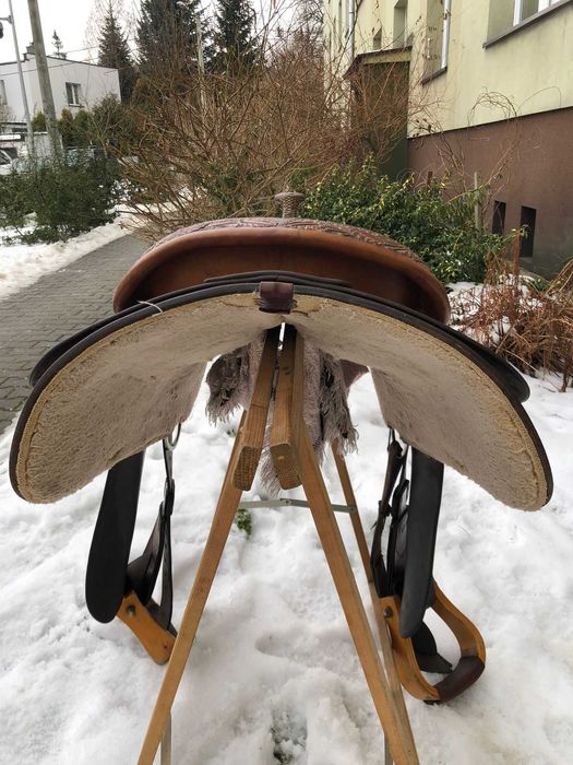 Siodło westernowe Diamond C 16"