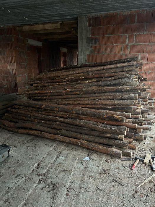 Stemple budowlane na strop ok. 380szt