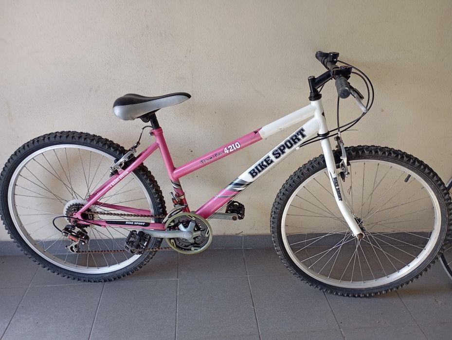 Bicicleta menina/senhora roda 26