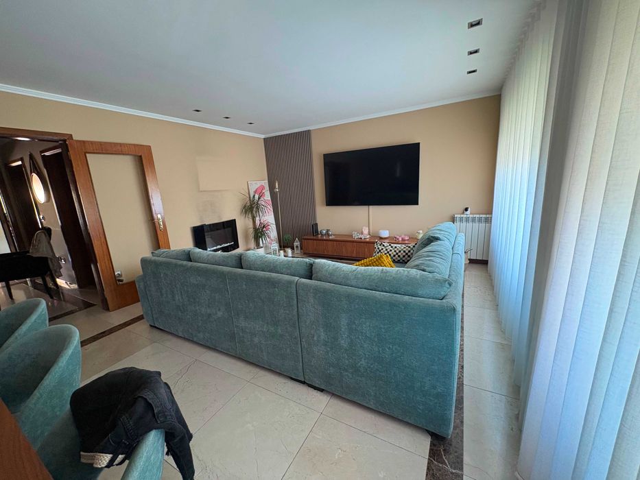 Sofa  tipo L bom estado