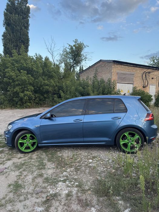 Volkswagen e-Golf 2014 VIN WVWZZZAUZFW905916 фото оголошення 8 з 9