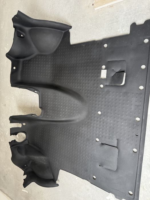 Nowa mata wykładzina vw t6.1  guma caravelle t5 t6