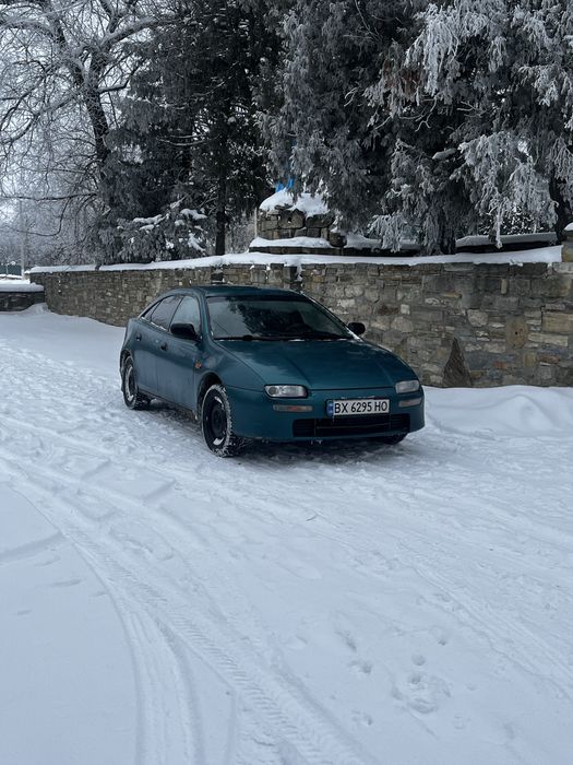 Продам мазду 323 f в досить не поганому стані