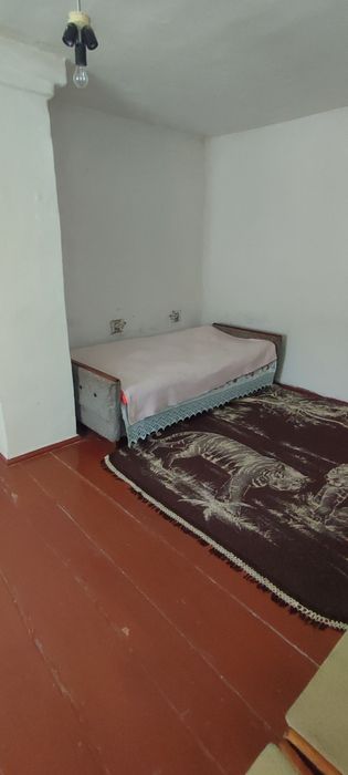 Доглянута садиба 20 км від міста.(ЖД станція,р. Десна)