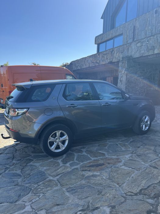 Range rover discovery sport