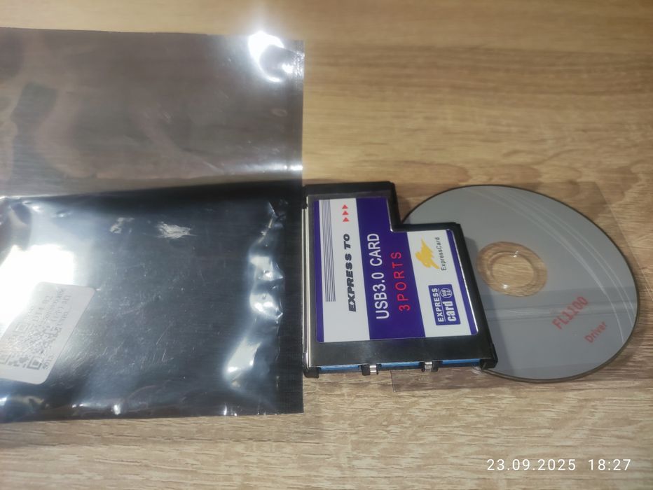 USB 3.0 адаптер для ноутбука

 Підключення: роз'єм ExpressCard 54мм