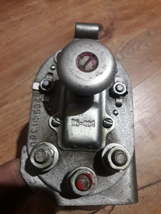 Продам потужний виключатель маси ВБ-404