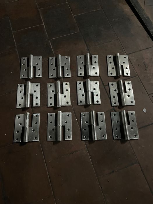 Strong Hinges