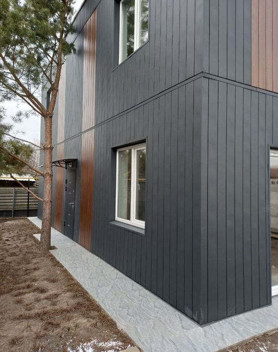 Продаётся  2 х этажный дом Бородинский микрорайон